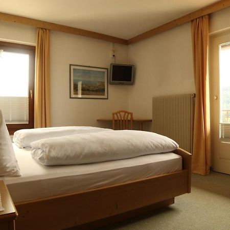 Gasthof Pension Roessl Nova Ponente Exterior photo