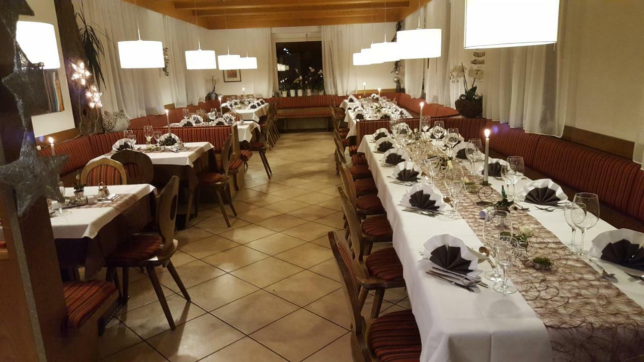 Gasthof Pension Roessl Nova Ponente Exterior photo